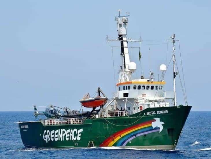 Parte barco Arctic Surise para iniciar investigación en mar de Veracruz