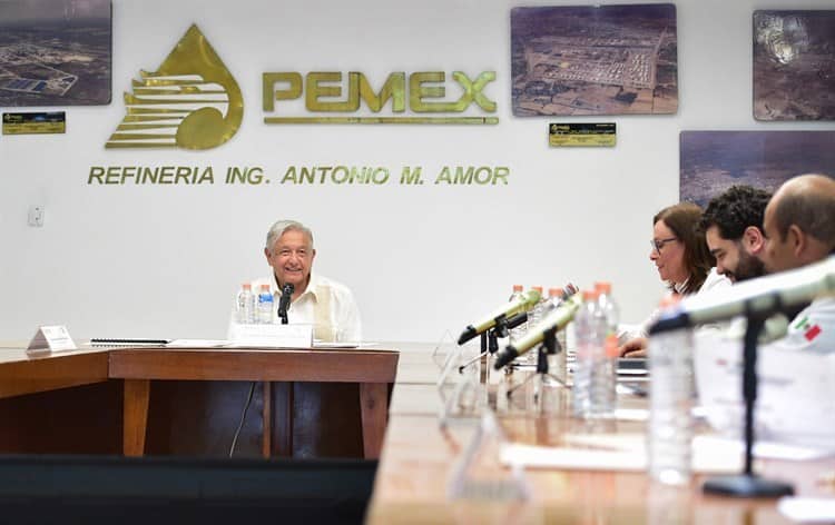 Soberanía energética va: AMLO en visita a refinería de Cadereyta