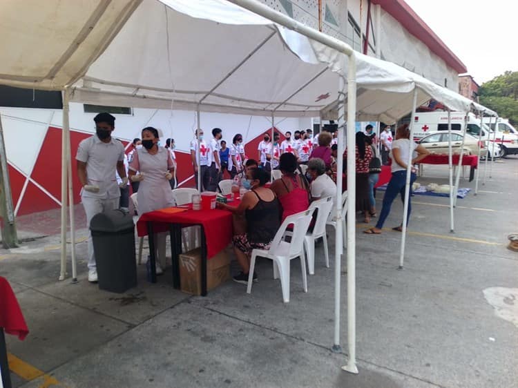 Cruz Roja brinda consultas y estudios gratuitos a mujeres en Veracruz