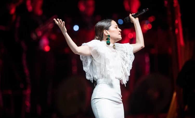 Pop y son jarocho: Lafourcade pasa de presentaciones en cantina de Veracruz al estrellato