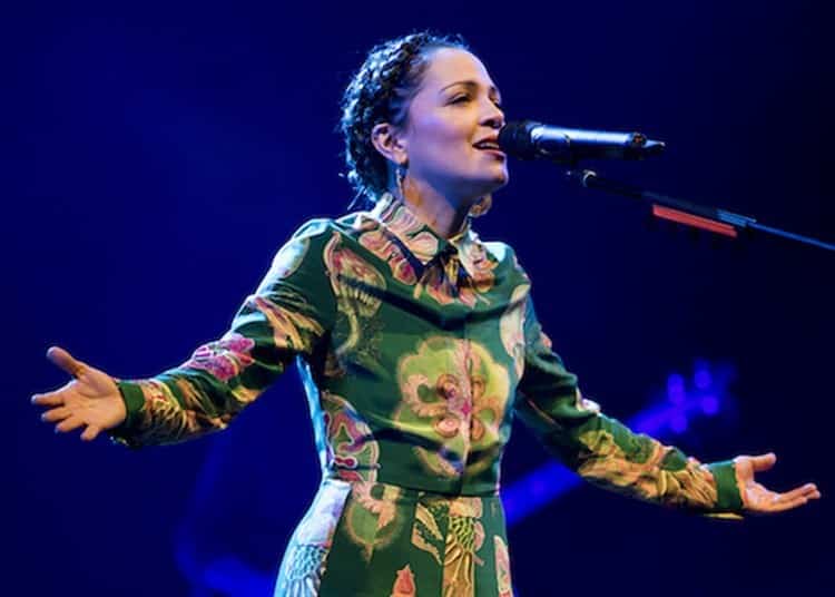 Pop y son jarocho: Lafourcade pasa de presentaciones en cantina de Veracruz al estrellato