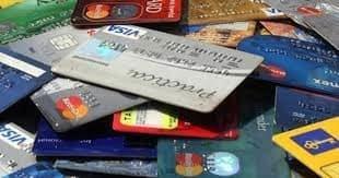 Mexicanos recurren a tarjetas de crédito con más frecuencia en 2023