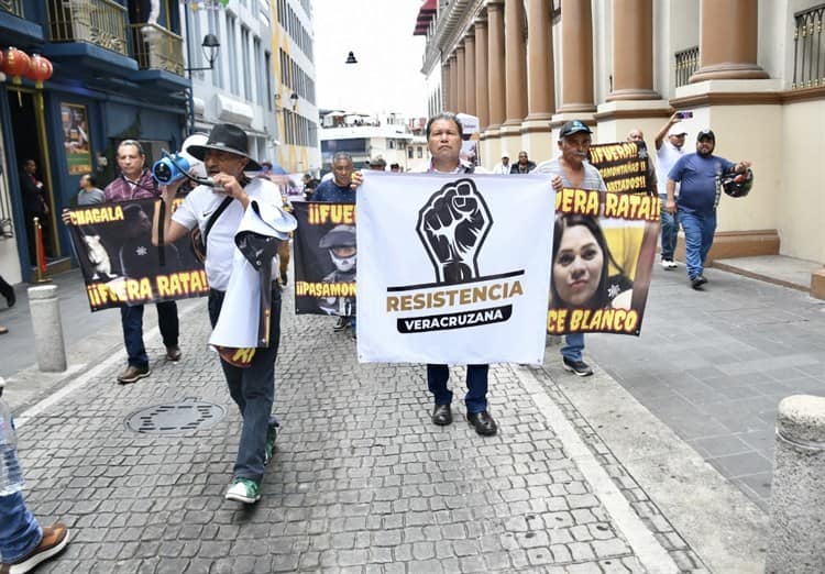 Protestan en Xalapa contra elementos de la SSP por violencia y abuso de autoridad