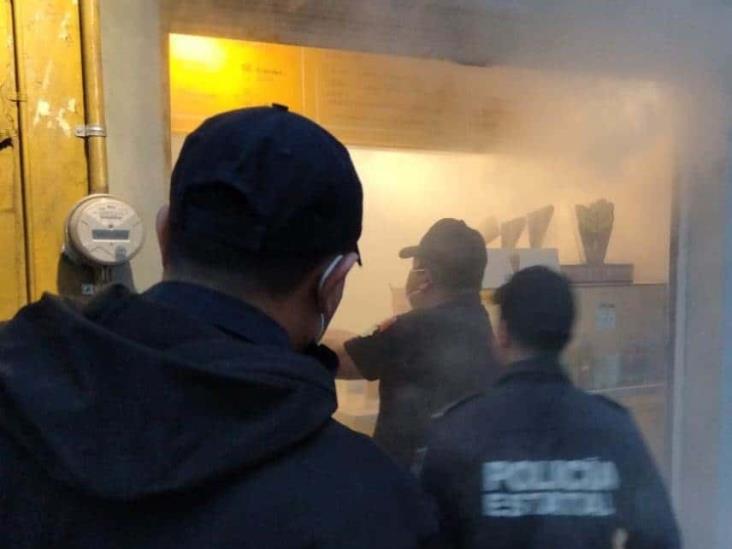 Causa alarma incendio en el local de “Papas Belga” de la céntrica calle de Zaragoza de Xalapa