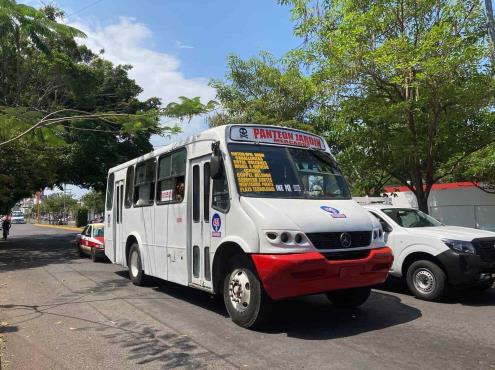 Ruta Panteón Jardín de Veracruz vuelve al servicio