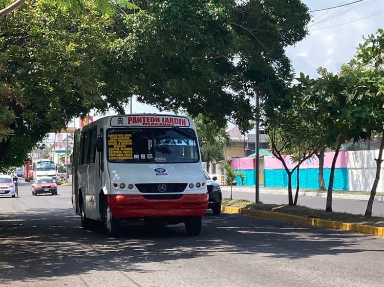 Ruta Panteón Jardín de Veracruz vuelve al servicio