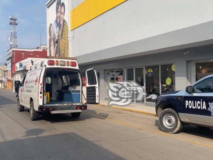 Asaltan a tienda departamental en Martínez de la Torre; hay un herido