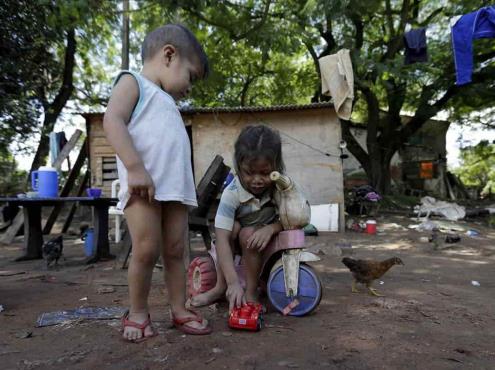 Pobreza aplasta los sueños de más de un millón de niños en Veracruz