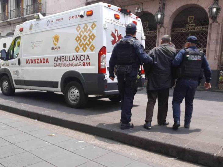 El poeta de Enríquez sufre ataque de epilepsia en el centro de Xalapa