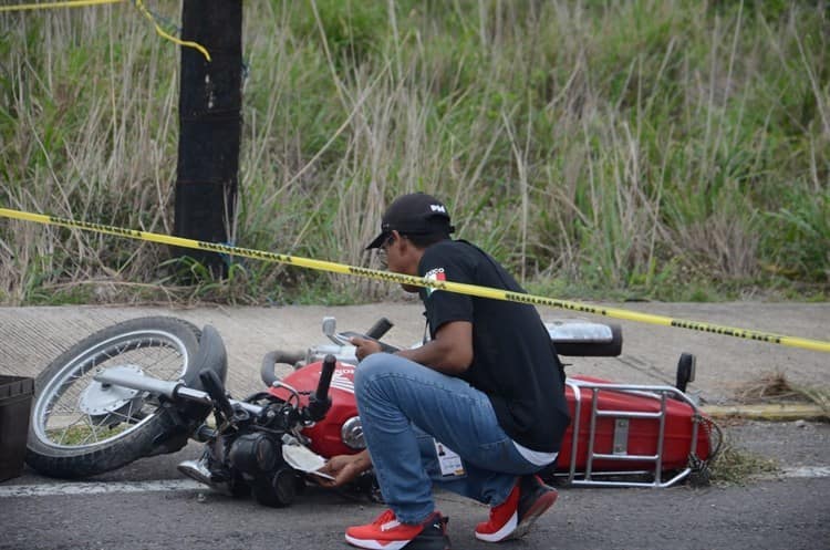 Muere motociclista en la carretera Antón Lizardo – Boca del Río (+Video)