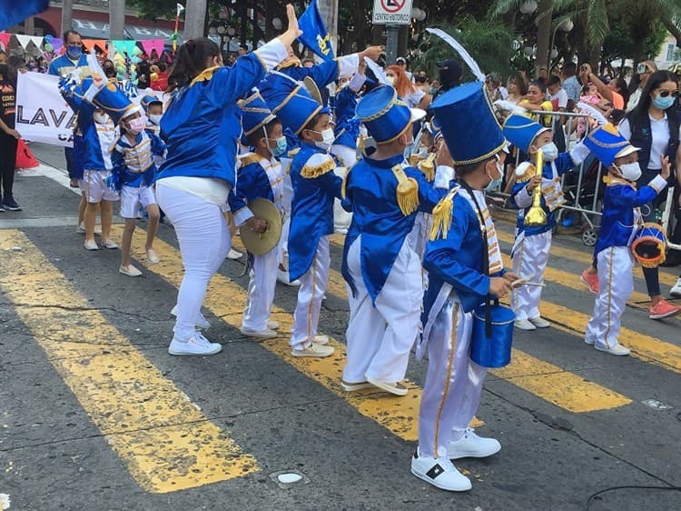 Invitan a escuelas a participar en el desfile de jardines de niños por Carnaval de Veracruz