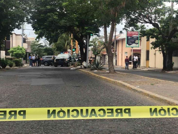 Fuerte accidente entre patrulla de la Fuerza Civil y camioneta en Boca del Río (+Video)