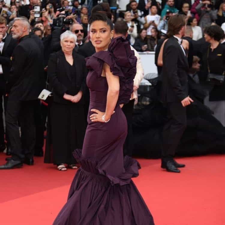 ¿Hay algo que no haga bien? Salma Hayek llega al festival de Cannes