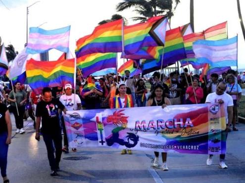 Leyes de Veracruz dejan atrás a personas de la comunidad LGBT
