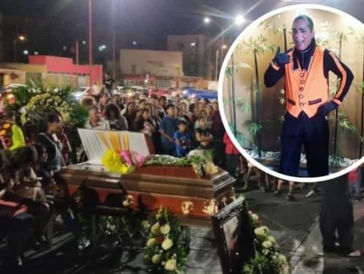Con cuerpo presente, realizan homenaje a “El Teco, asesinado en Las Choapas  (+Vídeo)