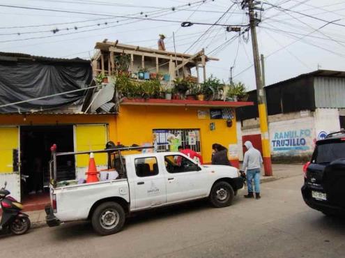 Falllece electrocutado trabajador en Amatlán