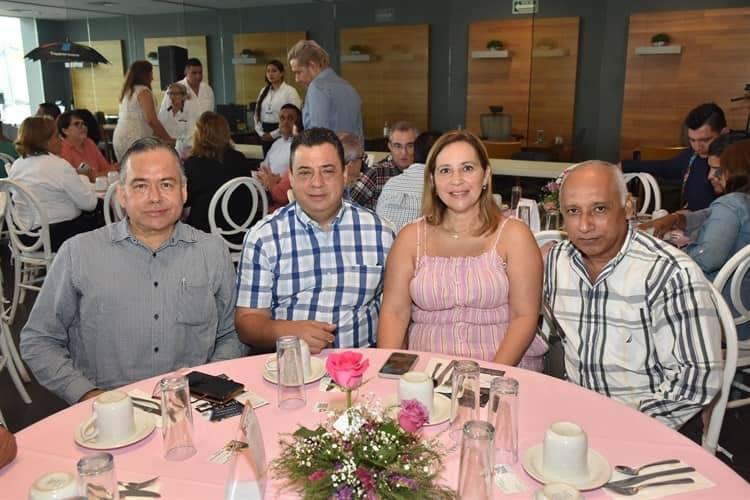 Canaco Servytur Veracruz celebró también a las mamás