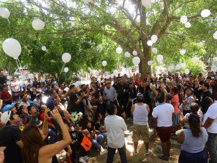 Despiden a El Teco Villalobos, comediante asesinado en el sur de Veracruz