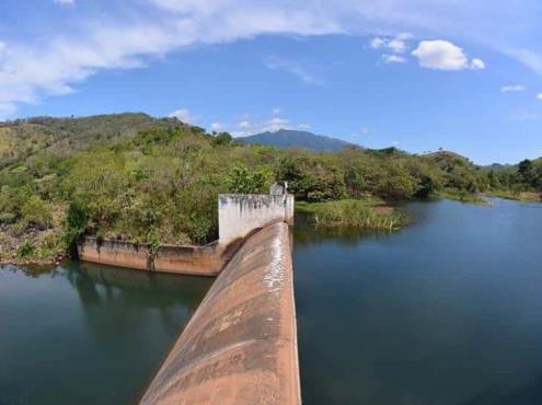 Ante desabasto de agua en Coatzacoalcos, se busca potencializar la presa Yuribia: AMLO