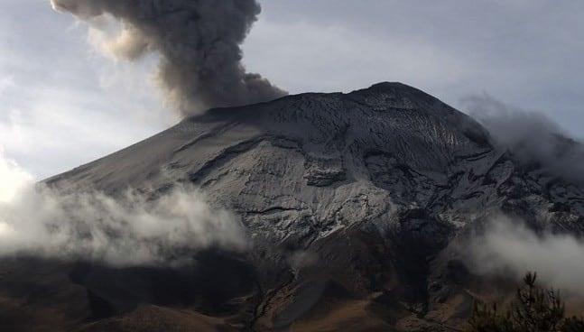 Descarta vulcanólogo relación entre sismos y actividad volcánica