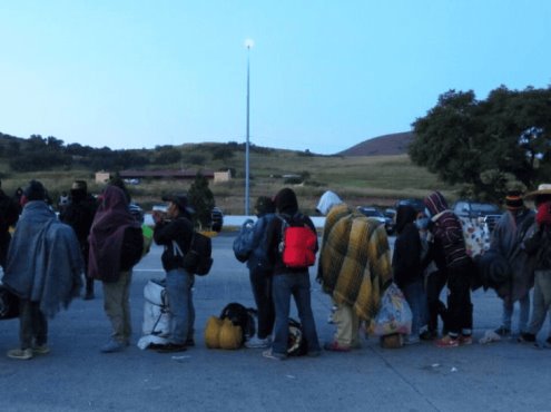 Migrantes denuncian racismo institucional de la Marina en Acayucan