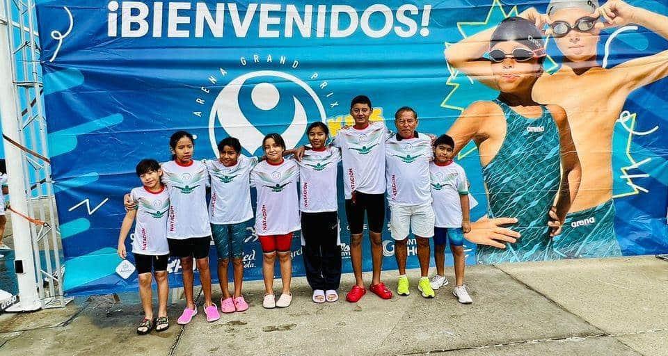 Nadadores del Club Delfines de SIMAC destacan en Guadalajara