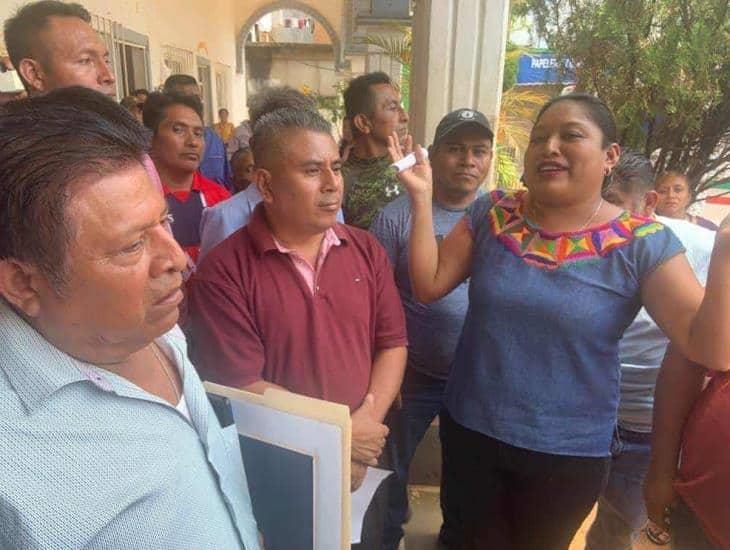 Acusan a síndica de engañar a campesinos del sur de Veracruz
