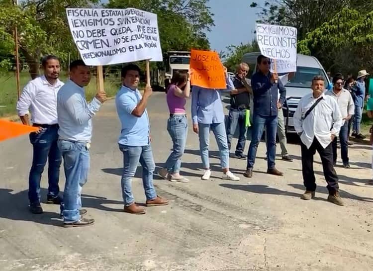 Se manifiestan en termoeléctrica de Tuxpan por muerte de profesor