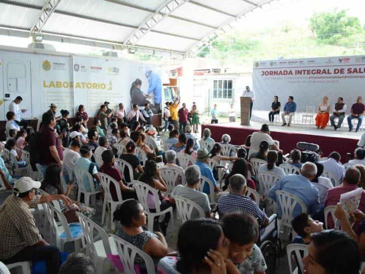 Gran demanda en jornada de salud en Papantla