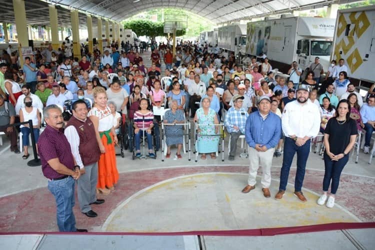 Gran demanda en jornada de salud en Papantla