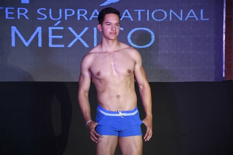 Aspirantes al título de Mister Supranational México 2023 desfilaron en pasarela de semifinal en Xalapa