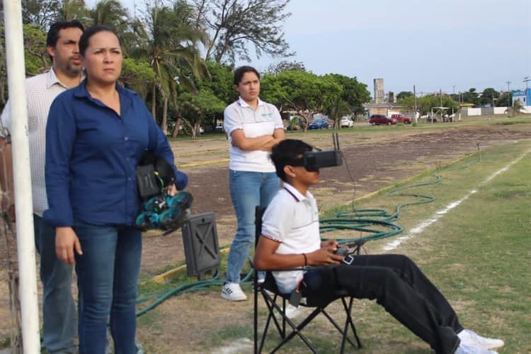 Gana Conalep Veracruz II concurso de drones