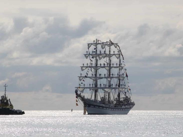 Buque “Simón Bolívar” llega al puerto de Veracruz (+video)