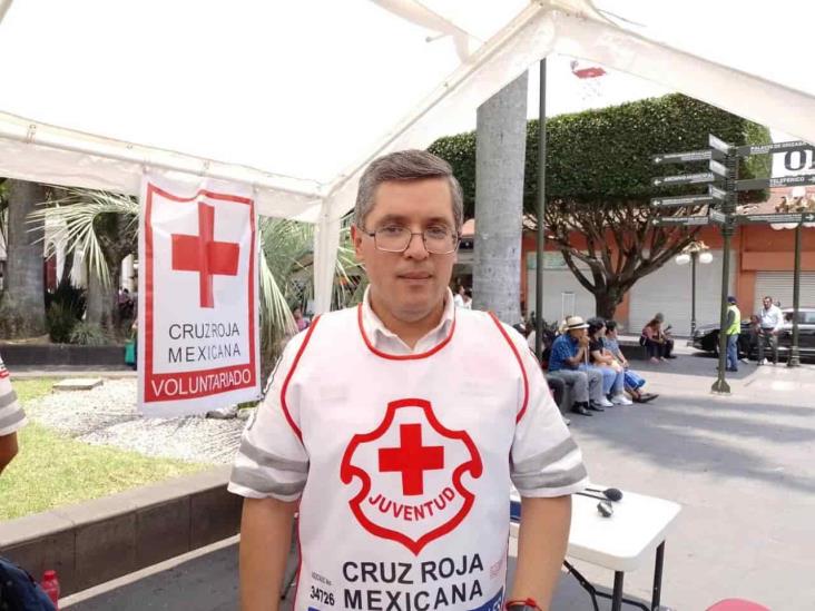 Con toma de presión y glucosa, jóvenes celebran el Día Internacional de la Cruz Roja