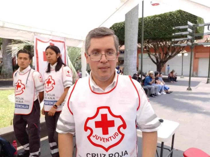 Con toma de presión y glucosa, jóvenes celebran el Día Internacional de la Cruz Roja