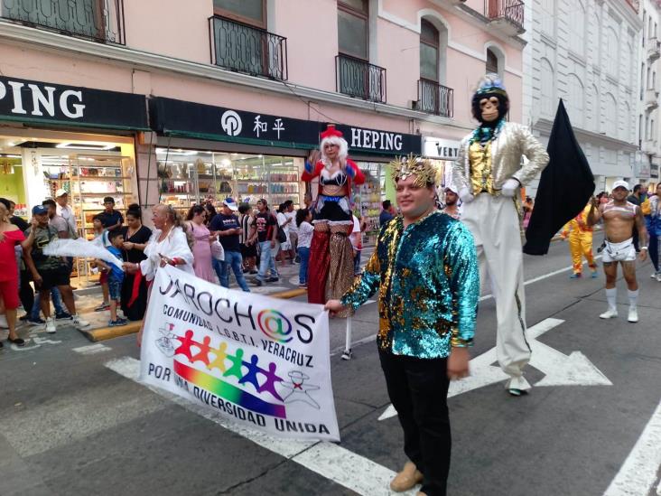 ¡Con toda la actitud! Comunidad LGBT+ realiza papaqui de inclusión en Veracruz