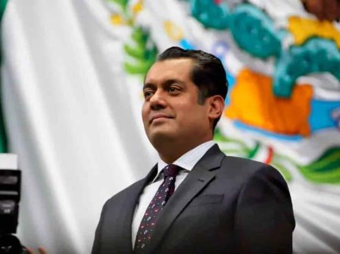 Encabeza Sergio Gutiérrez Luna encuesta para la gubernatura de Veracruz