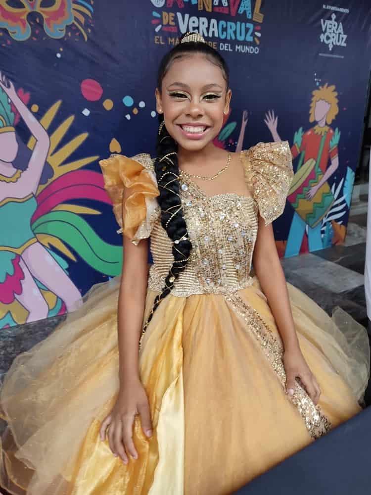 Daniela Rivera se convierte en la reina infantil electa del Carnaval de Veracruz 2023