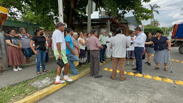 Vecinos se oponen a instalación de más parquímetros en Poza Rica (+Video)