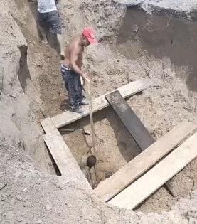 Rescatan con vida a trabajador sepultado por alud en Veracruz