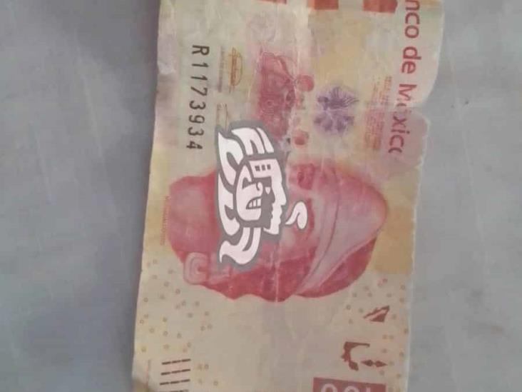 Circulan billetes falsos de cien pesos en Nanchital