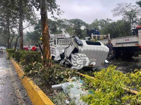 Confirman dos muertes tras trágico accidente de trabajadores municipales en Xalapa