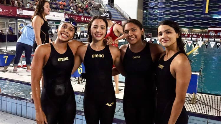 Consigue Veracruz medallas en natación