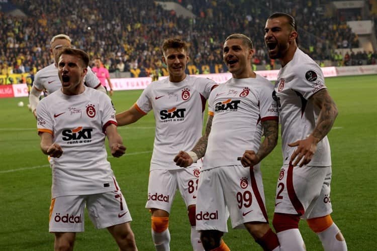 Se consolida Galatasaray como gigante turco