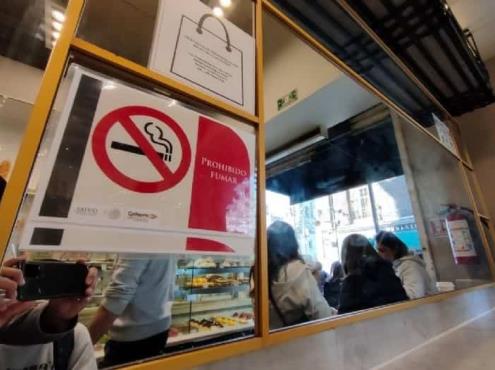 Restauranteros quieren echar abajo la Ley anti Tabaco; siguen ganando amparos