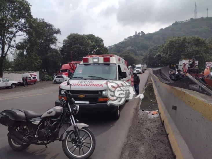 Accidente de tráiler full en Nogales deja 2 lesionados, entre ellos un menor con quemaduras y el chófer