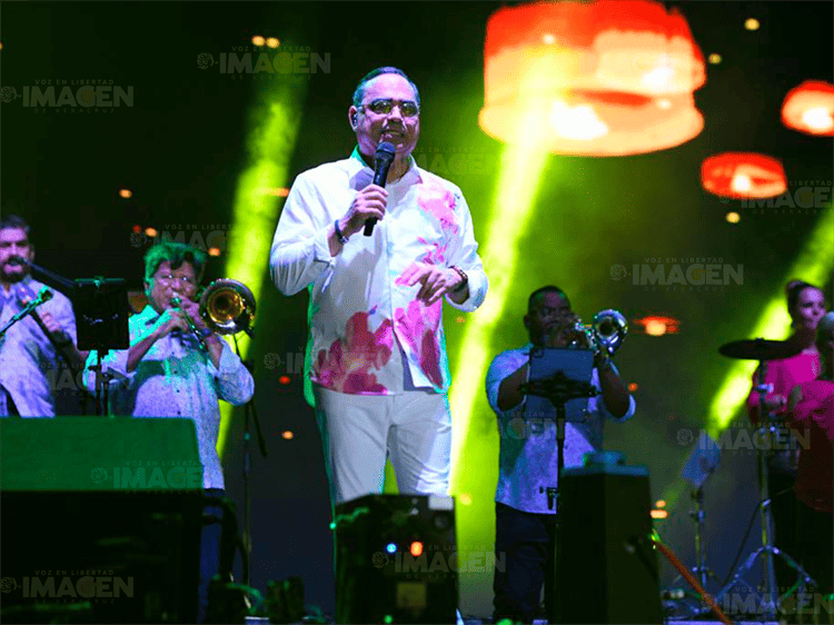 Salsa Fest 2023: Gilberto Santa Rosa pone a vibrar a Boca del Río(+Video)