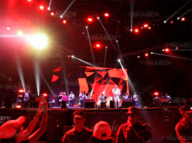 Salsa Fest 2023: Gilberto Santa Rosa pone a vibrar a Boca del Río(+Video)