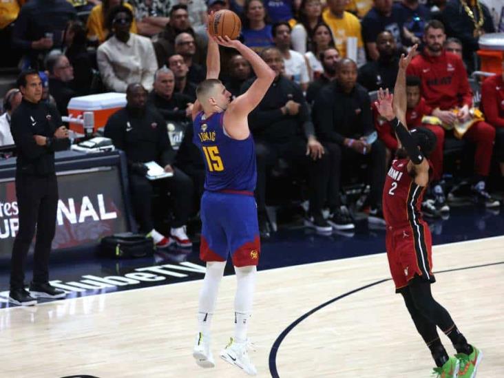 Nuggets ganan el primer juego en la Final de la NBA