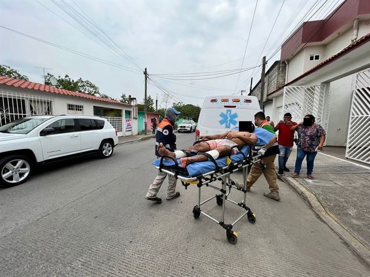 Policías balean a joven en Medellín; confusión por pistola perdida (+video)